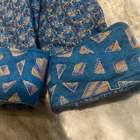 Robert Graham long sleeve button down shirt - Picture 8 of 9